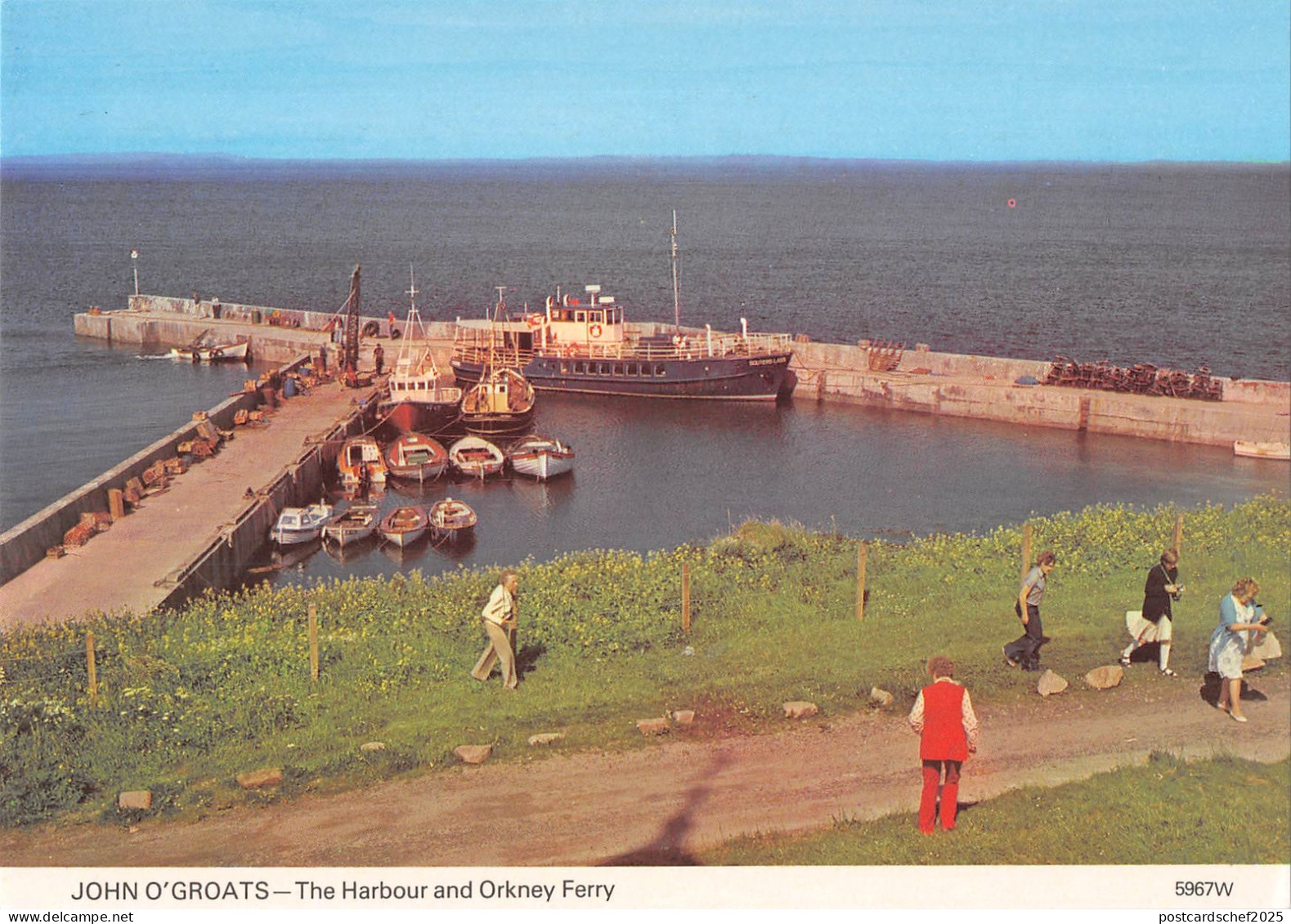 uk6341 harbour and orkney ferry scotland uk