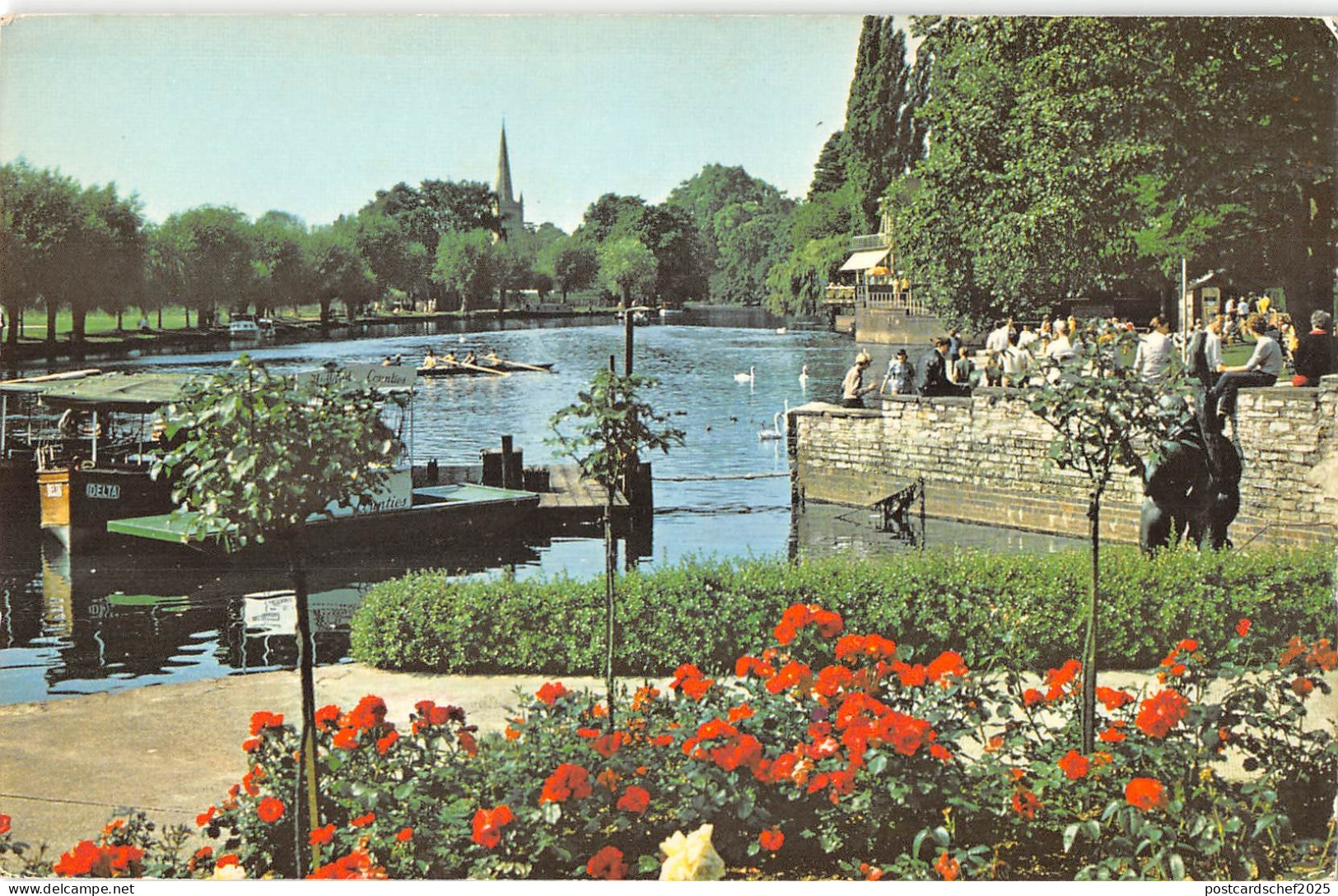 uk8836 river avon stratford upon avon uk