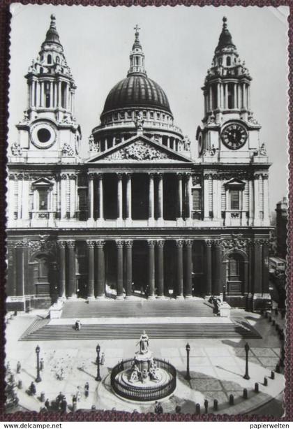 London - St. Paul's Cathedral / Zensur?