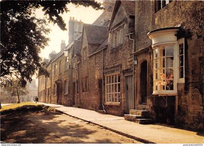 B86818 the bow window chipping campden gloucestershire uk