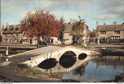 Bourton-on-the-Water Gloucestershire River Windrush Stone Bridges