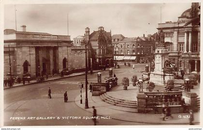 England - HULL Ferens Art Gallery & Victoria Square