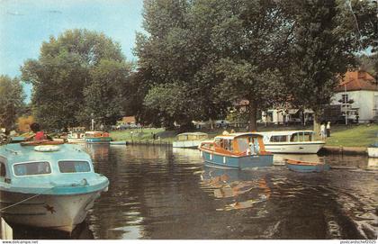 uk11350 river yare thorpe green norwich uk