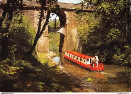 uk5686 woodseaves high bridge shropshire ship boat  uk