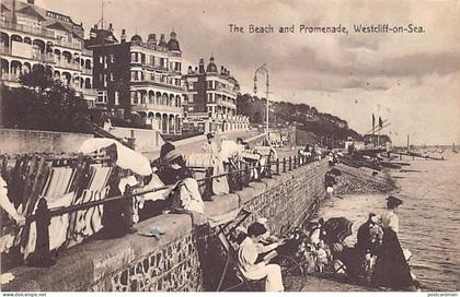 England - WESTCLIFF-ON-SEA - The beach and promenade