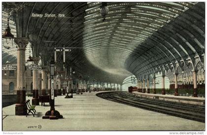 yorkshire, YORK, Railway Station, Interior (1909)