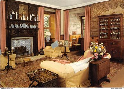 B87433 glamis castle angus   scotalnd