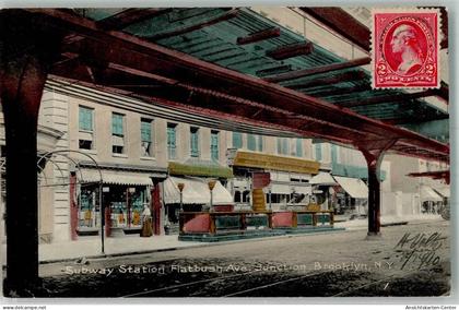 13986728 - New York City