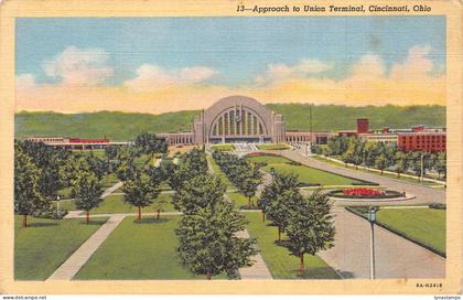 A962 US Approach to Union Terminal Cincinnati Ohio vintage postcard