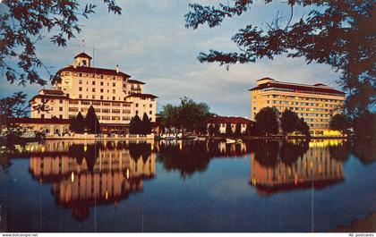 B530 US Colorado Springs Dusk View of the Broadmoor Hotel vintage postcard