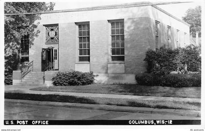 B539 US Post Office Columbus Wisconsin RPPC vintage postcard