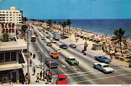 US 1978 Fort Lauderdale Beach looking north Cars Florida postcard B961