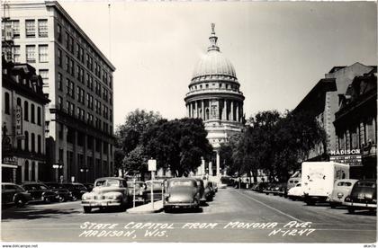 PC US, WI, MADISON, STATE CAPITOL, Vintage REAL PHOTO Postcard (b49532)