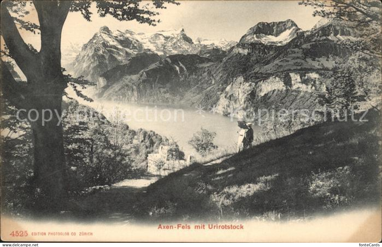 Uri-Rotstock mit Axen Fels