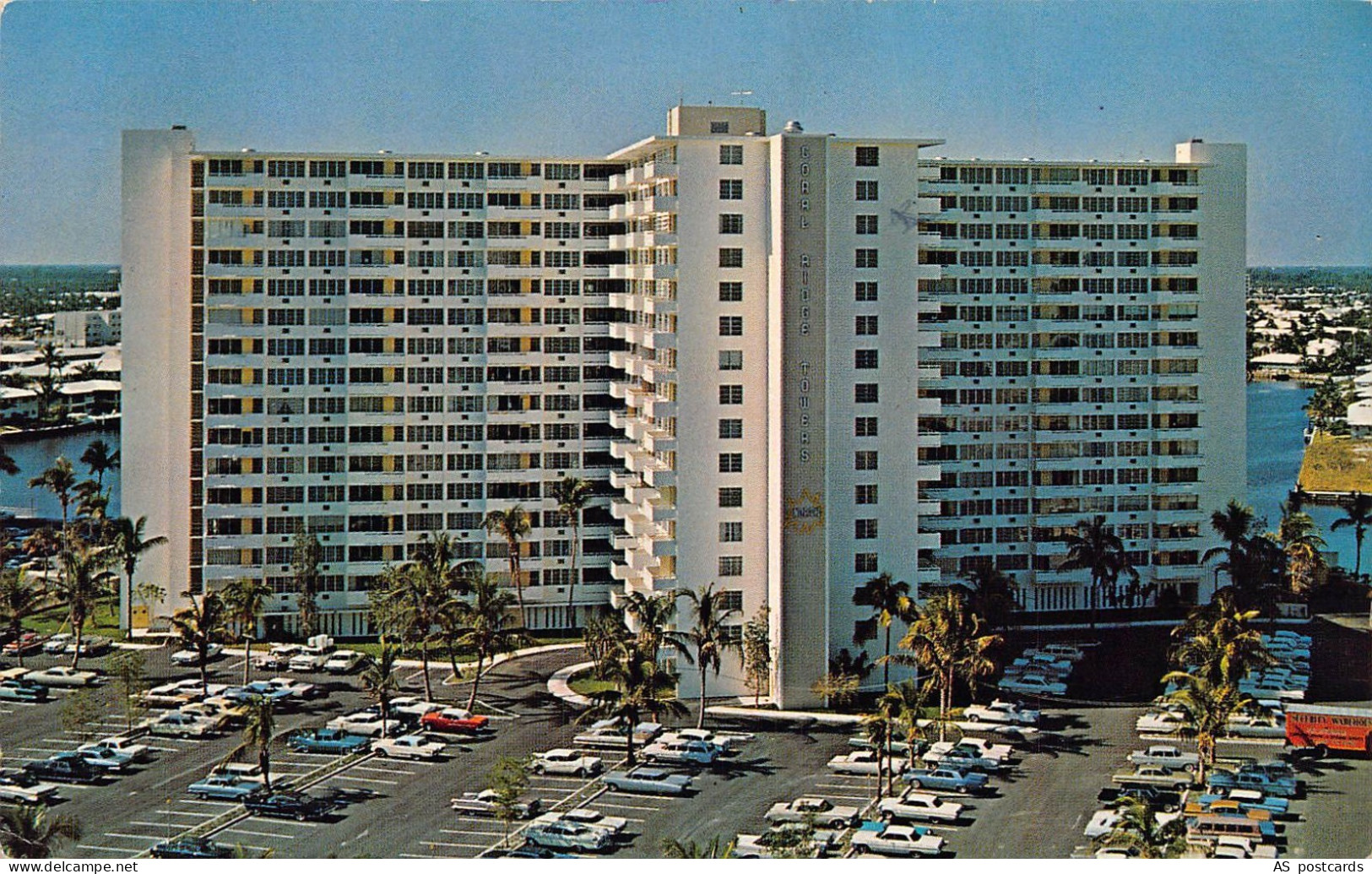 US Coral Ridge Towers North Fort Lauderdale Florida postcard B961