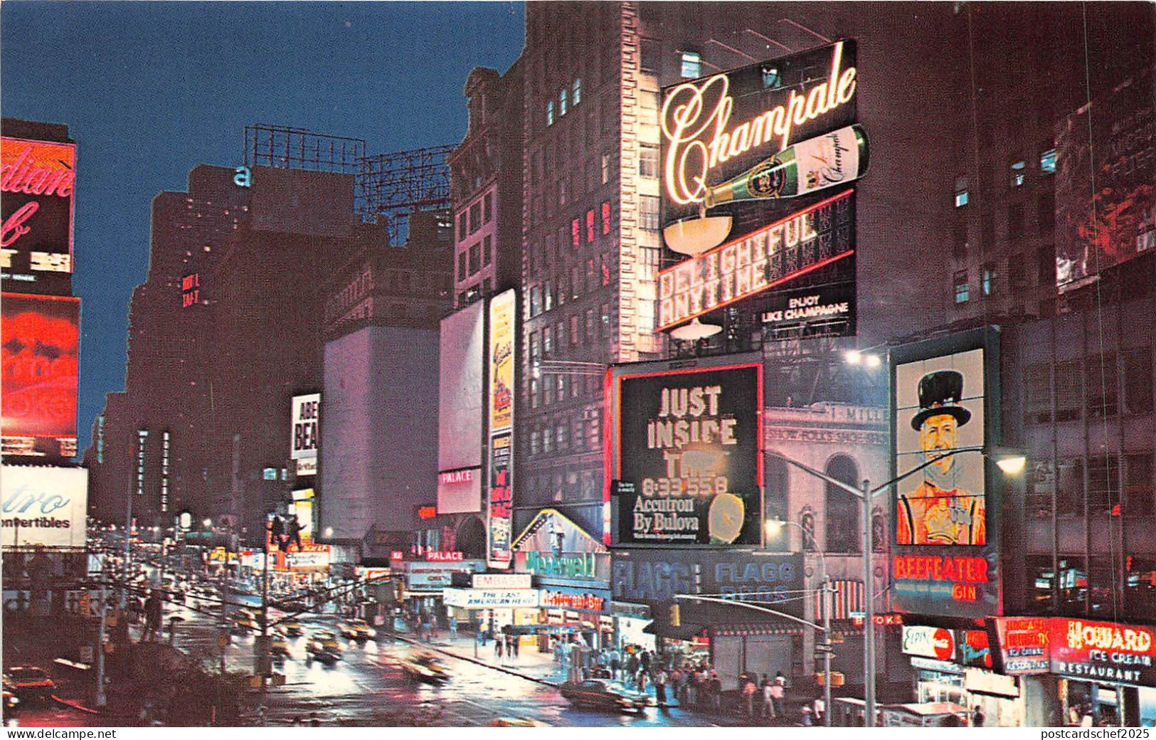 US3 USA NY New York's time square Broadway night scene advertising commercials