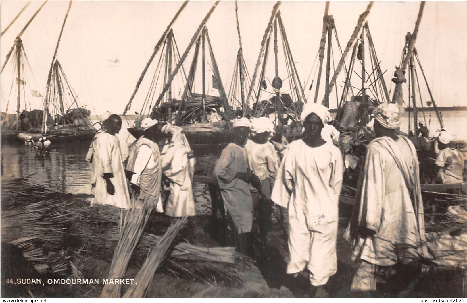 US5414 sudan omdourman market types folklore boat  real photo sudan africa