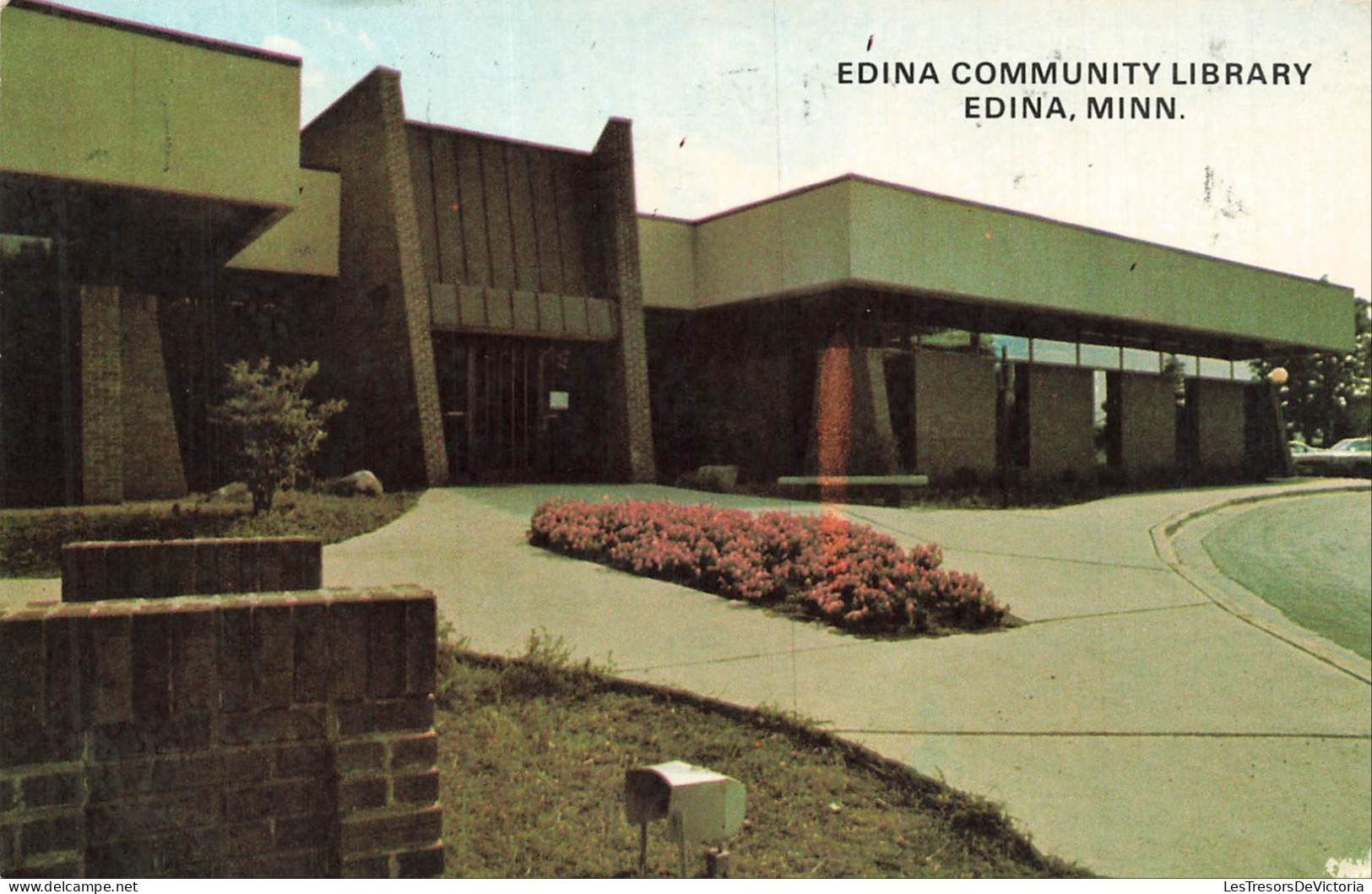 USA - MINNESOTA - Edina Community Library