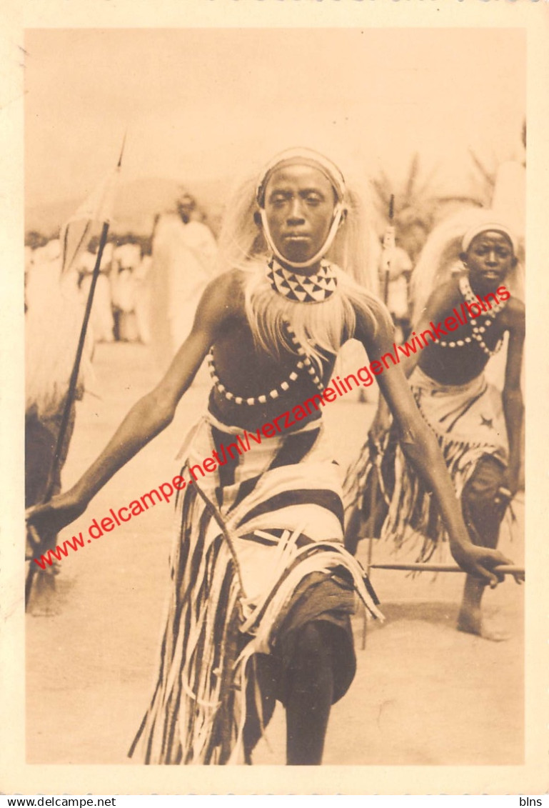 Usumbura - Photo: danseurs - Bujumbura Burundi
