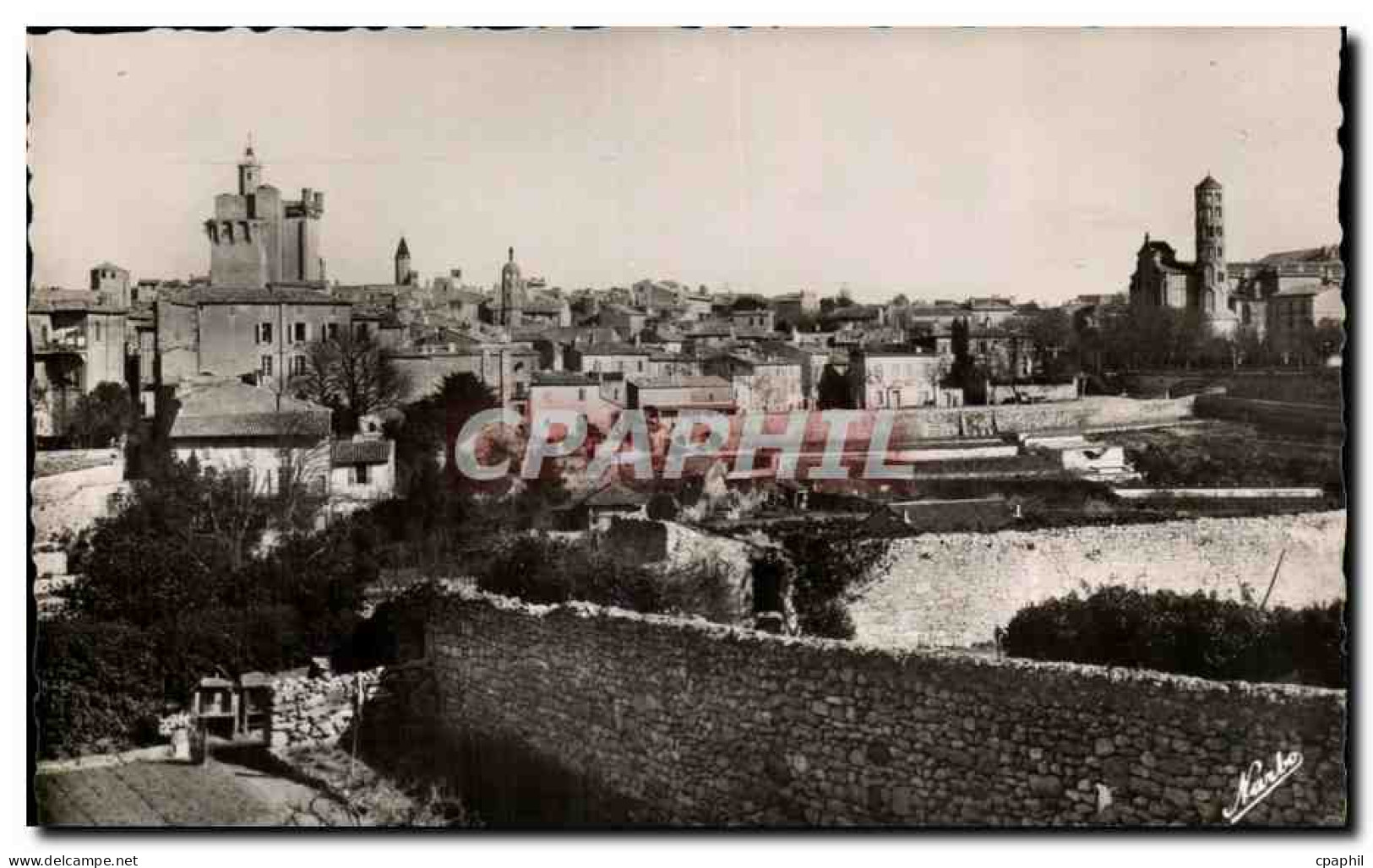 Uzes CPA Vue generale
