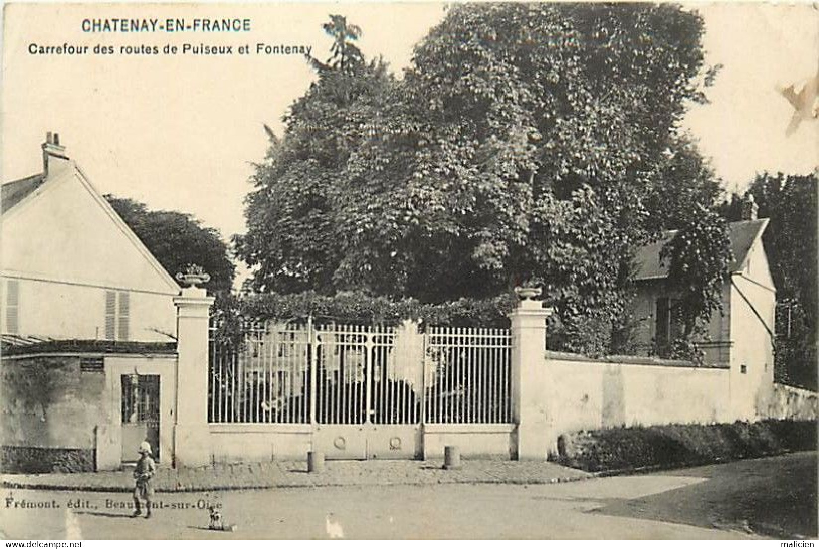 - val d oise -ref-A28- chateany en france - carrefour des routes de puiseux et fontenay - ggrille d une propriété -