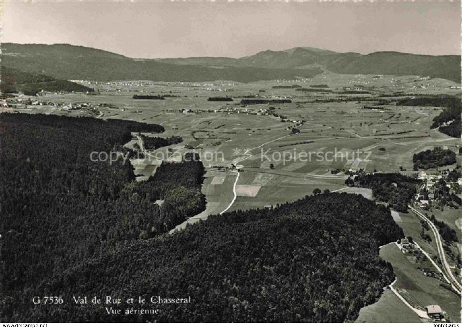 Val-de-Ruz NE et le Chasseral vue aérienne