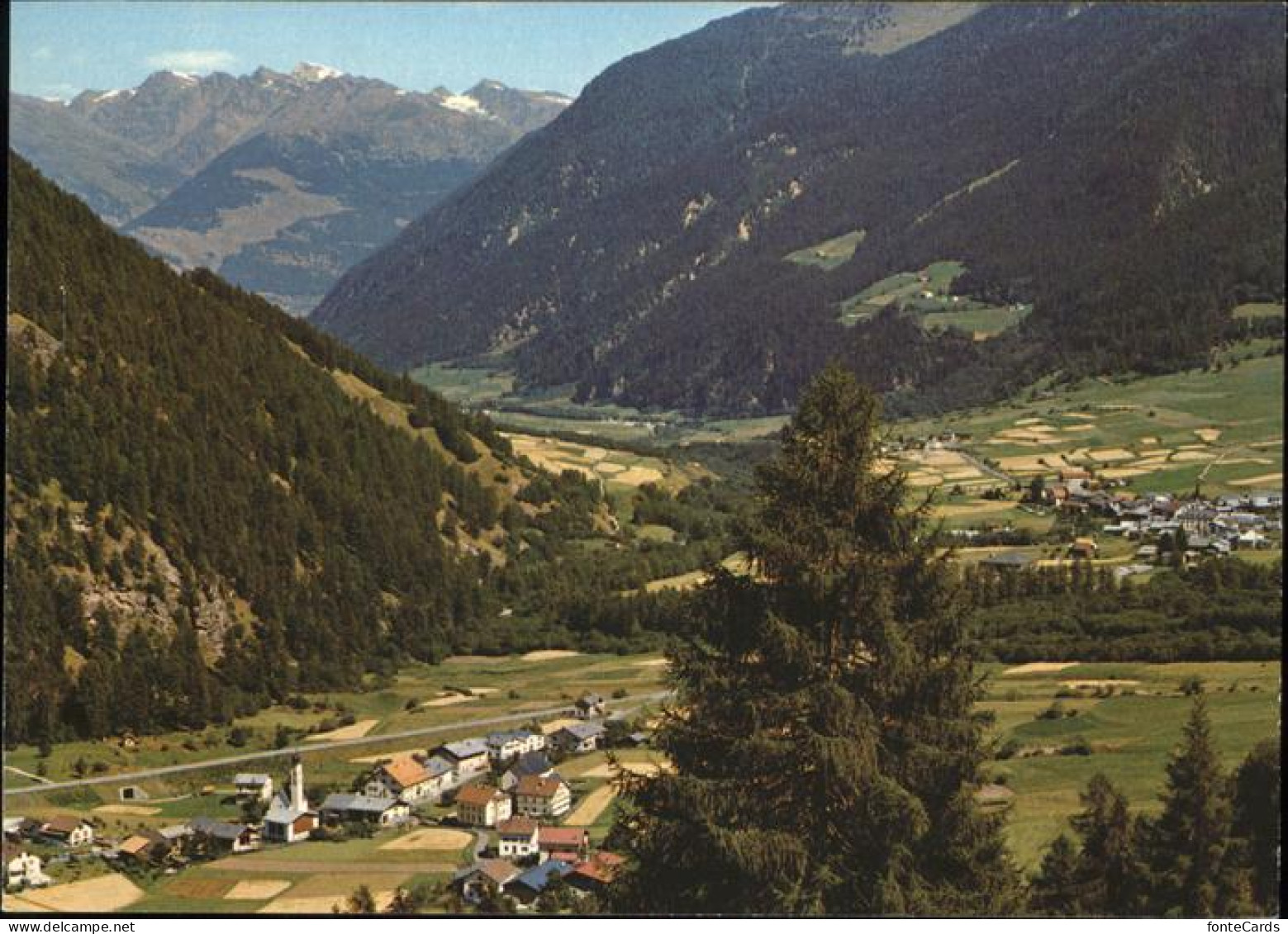 Valchava und Sta Maria im Muenstertal mit oetztaler Alpen