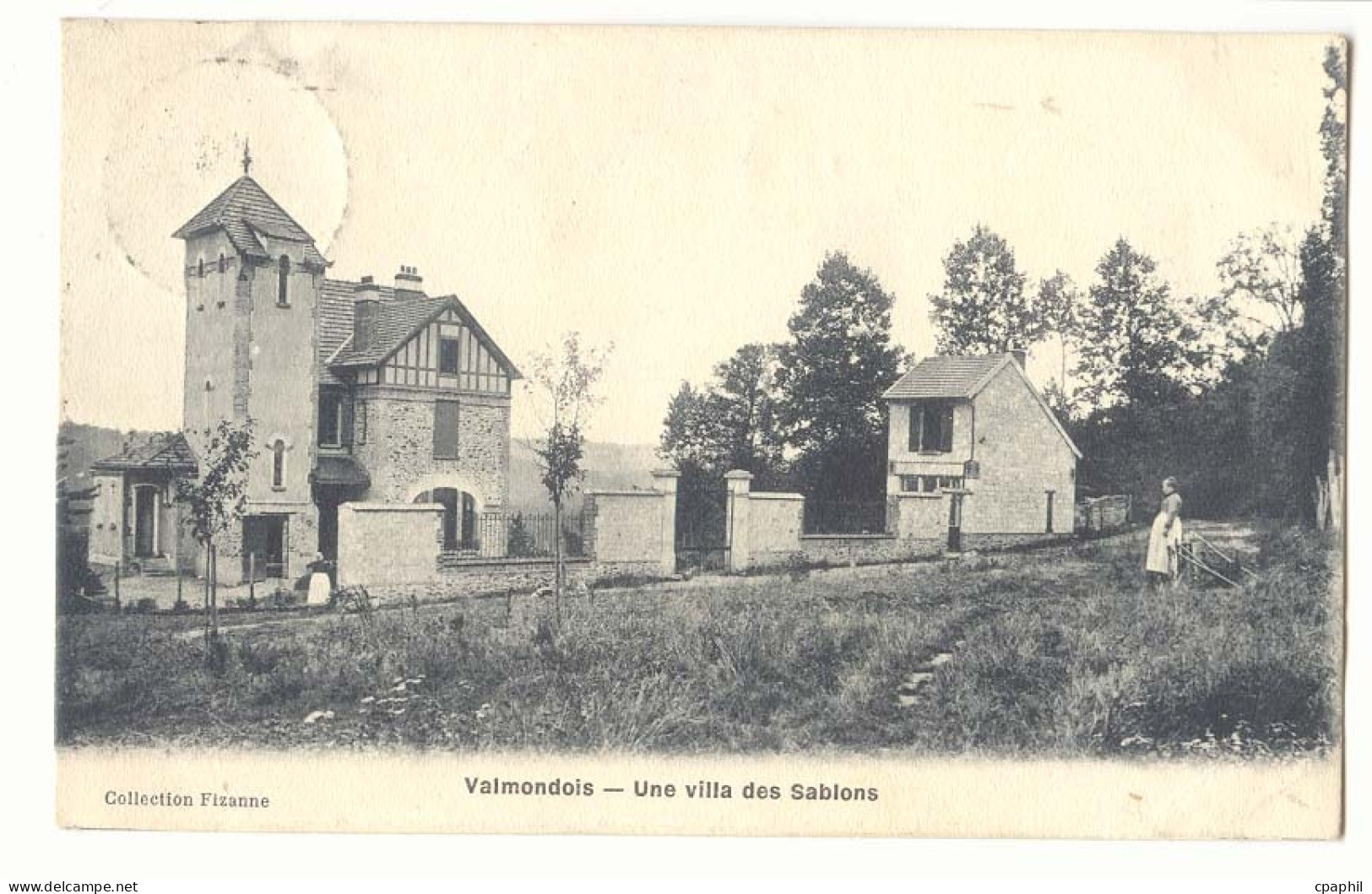 Valmondois CPA Une villa des Sablons