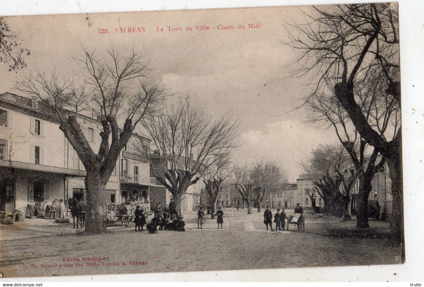 VALREAS LE TOUR DE VILLE COURS DU MIDI