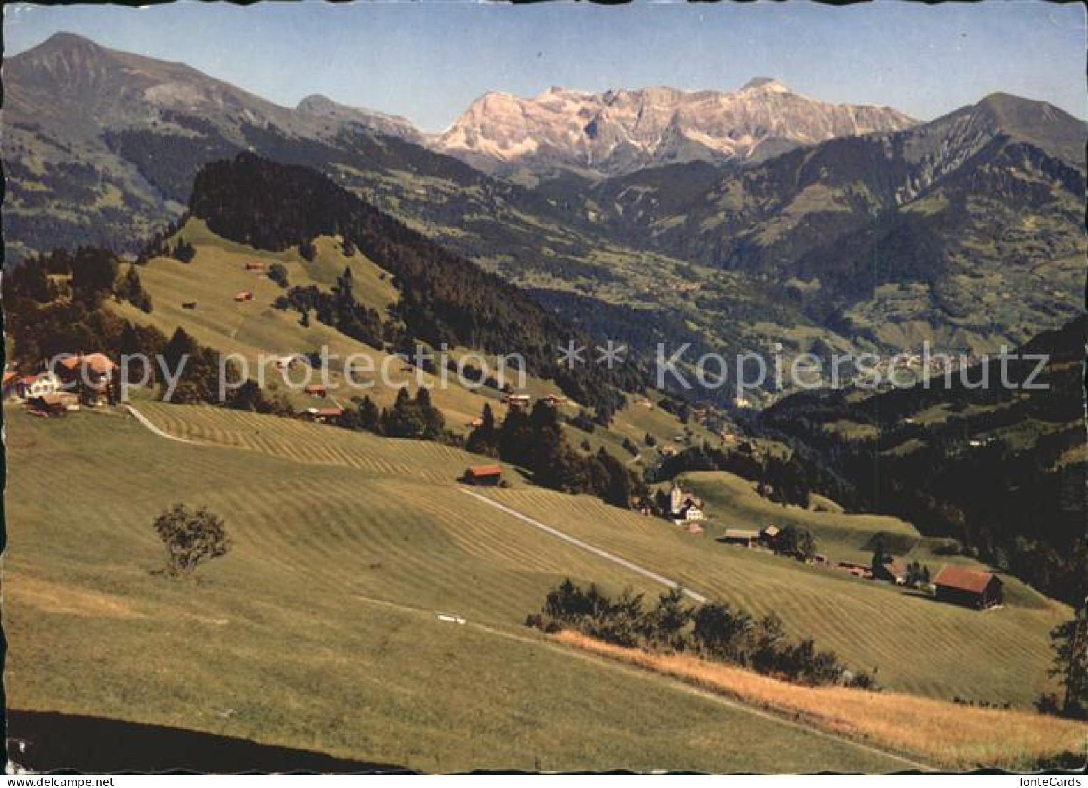 Valzeina Erholungsheim Flueeli mit Praettigaublick