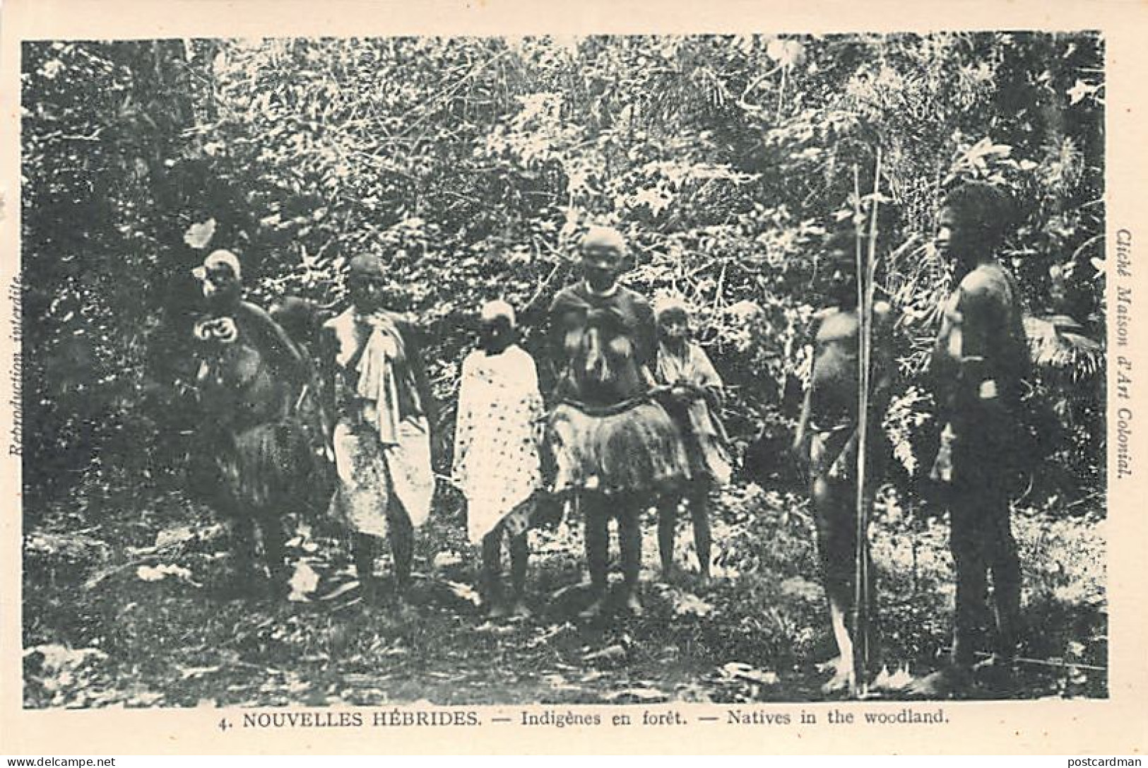 Vanuatu - Natives in the bush - Publ. La Maison d'Art Colonial