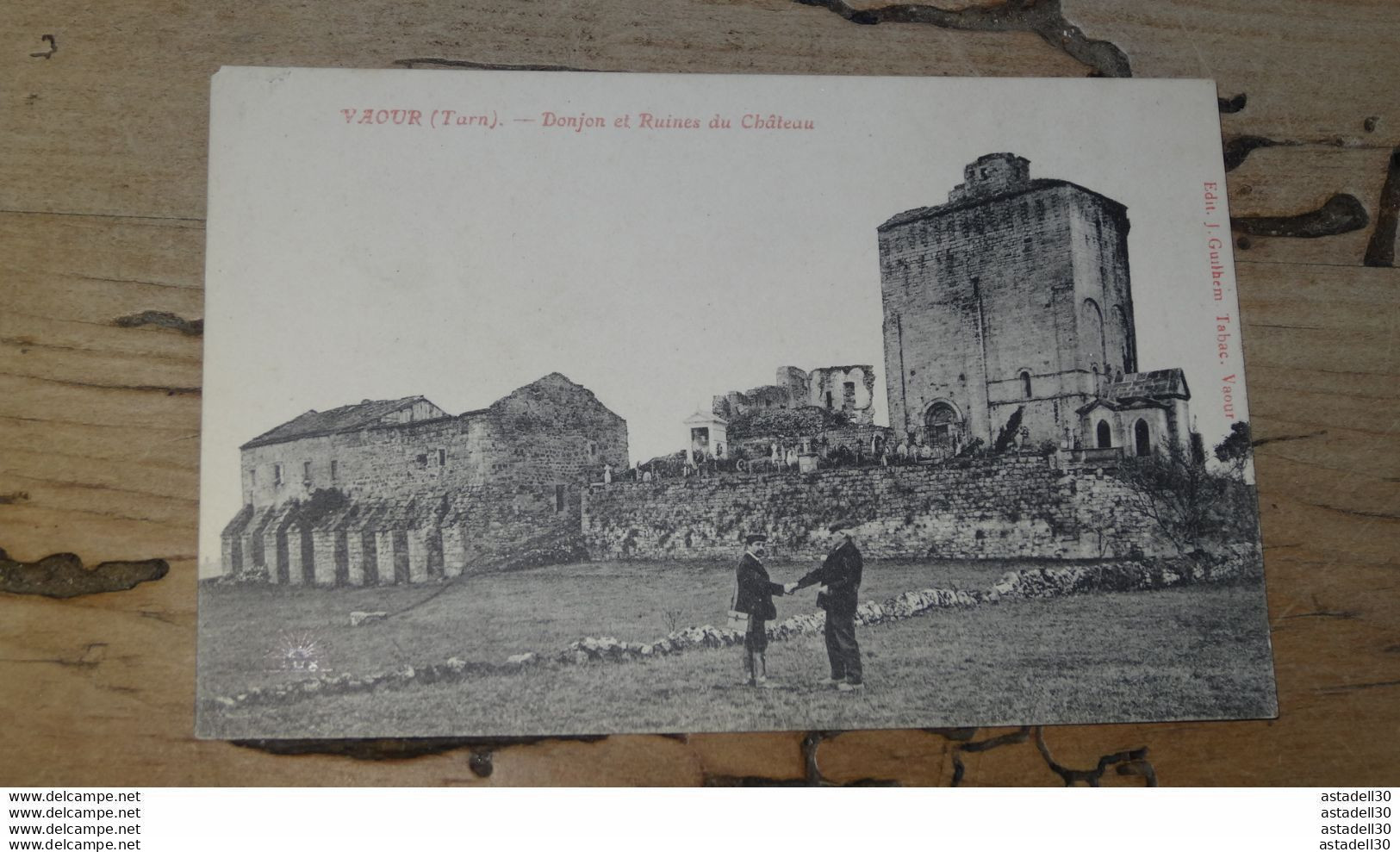 VAOUR : donjon et ruines du chateau ............... 210531-4783