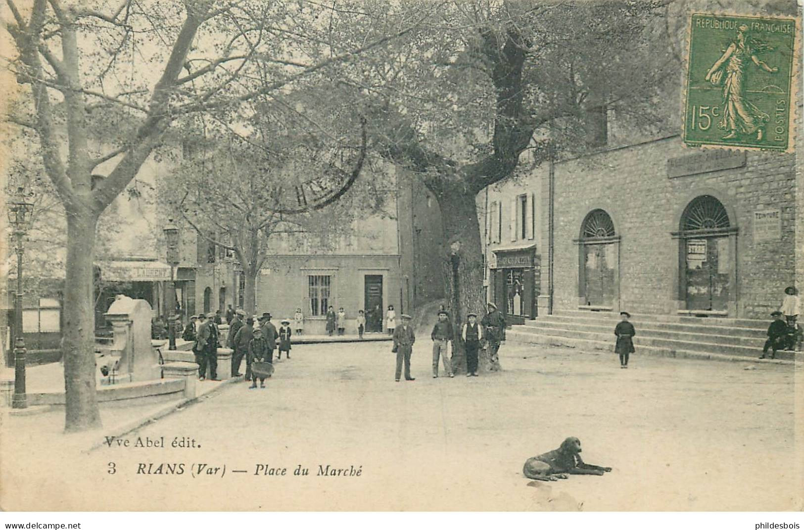 VAR  RIANS  place du marché