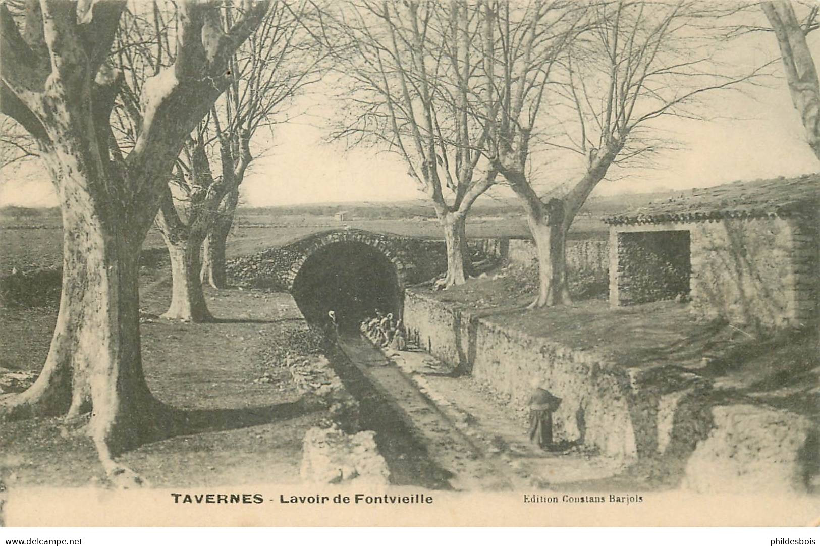 VAR  TAVERNES  lavoir de fontvieille