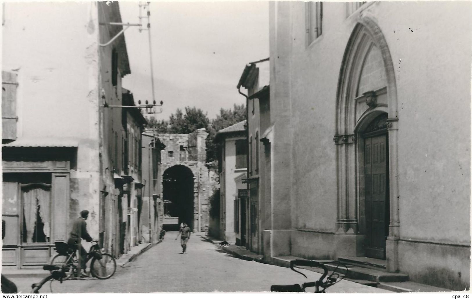 Vaucluse : Monteux, L'Eglise