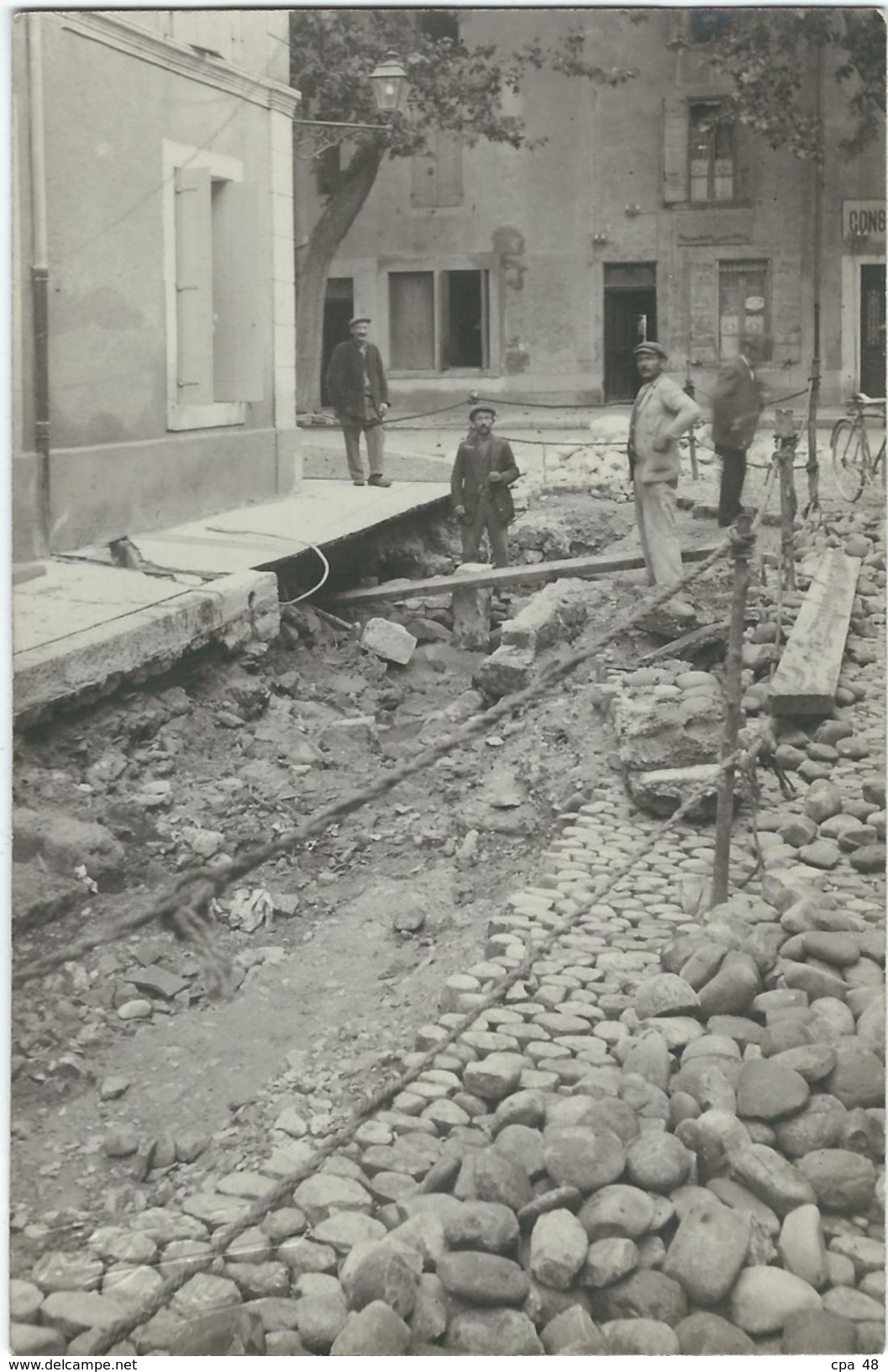 Vaucluse : Orange,  Inondations Rue St Florent, Carte-Photo