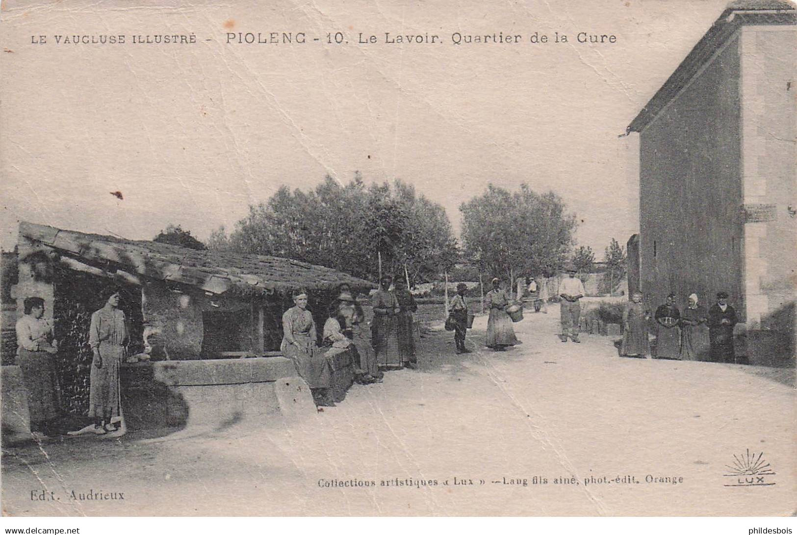 VAUCLUSE  PIOLENC  quartier de la cure Lavoir
