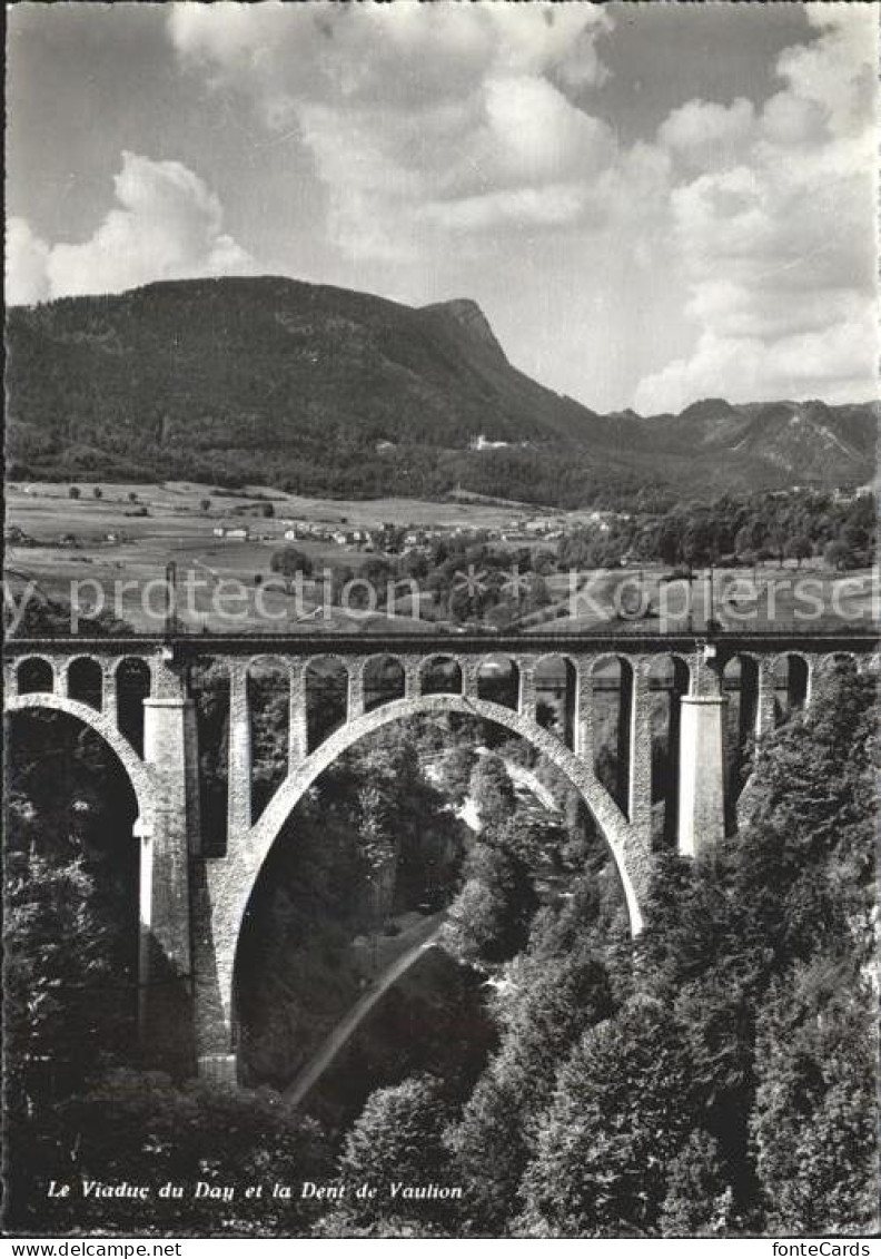 Vaulion Viaduc du Day et Dent de Vaulion Eisenbahnbruecke