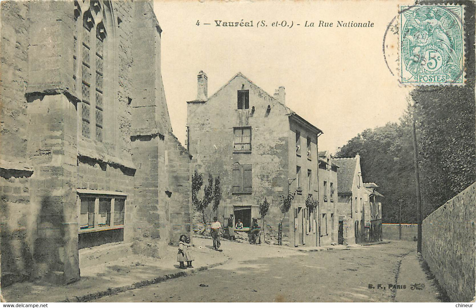 VAUREAL LA RUE NATIONALE