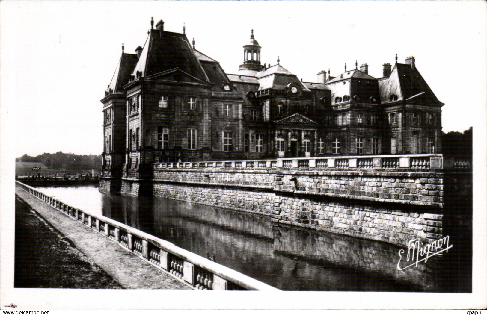 Vaux le Vicomte - Le Chateau - CPA