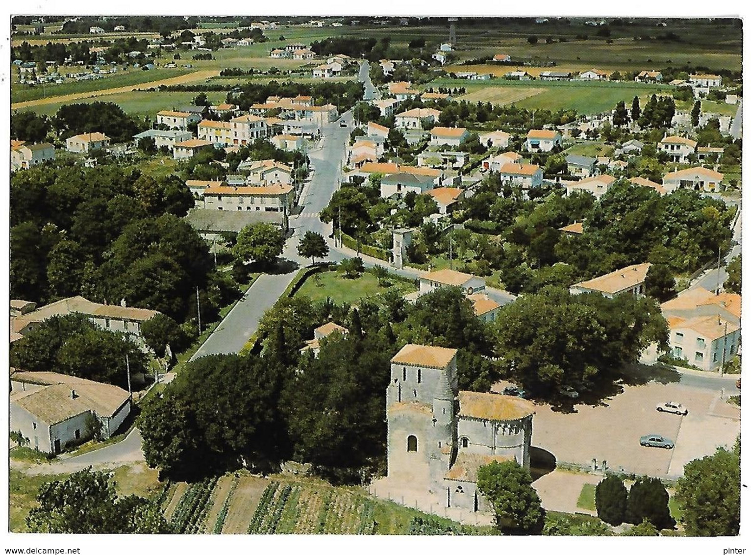 VAUX SUR MER - Vue générale et l'Eglise
