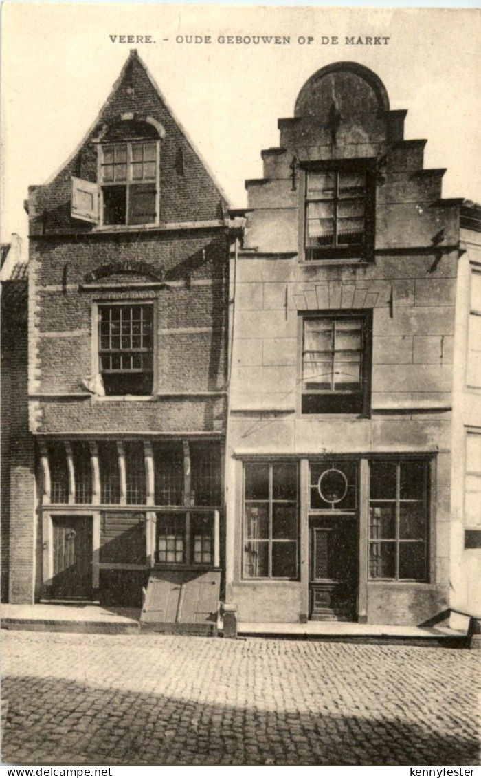 Veere - Oude Gesbouwen of de Markt