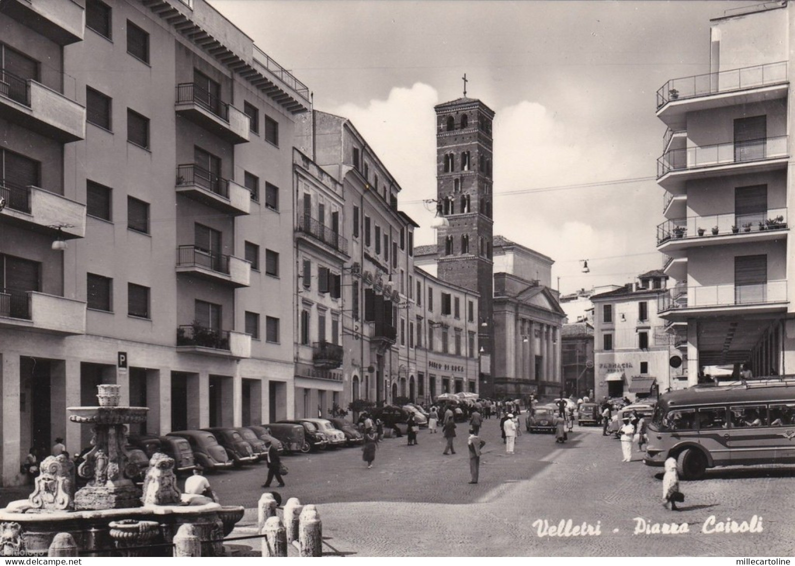 # VELLETRI: PIAZZA CAIROLI (2)