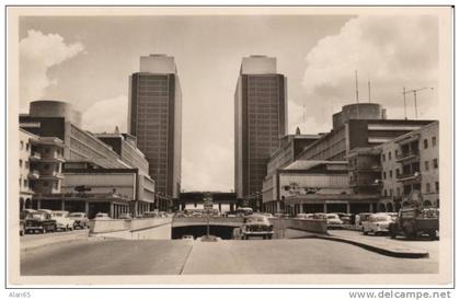 Caracas Venezuala, Avenida Bolivar, Street Scene Autos, Tunnel, Architecture, on c1950s Vintage Real Photo Postcard