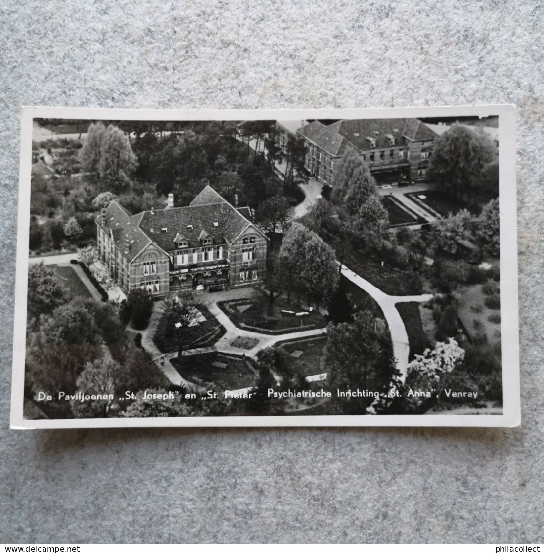 Venray (Lim) Luchtfoto - Psychiatrische Inrichting ST. Anna -div Paviljoens  1952