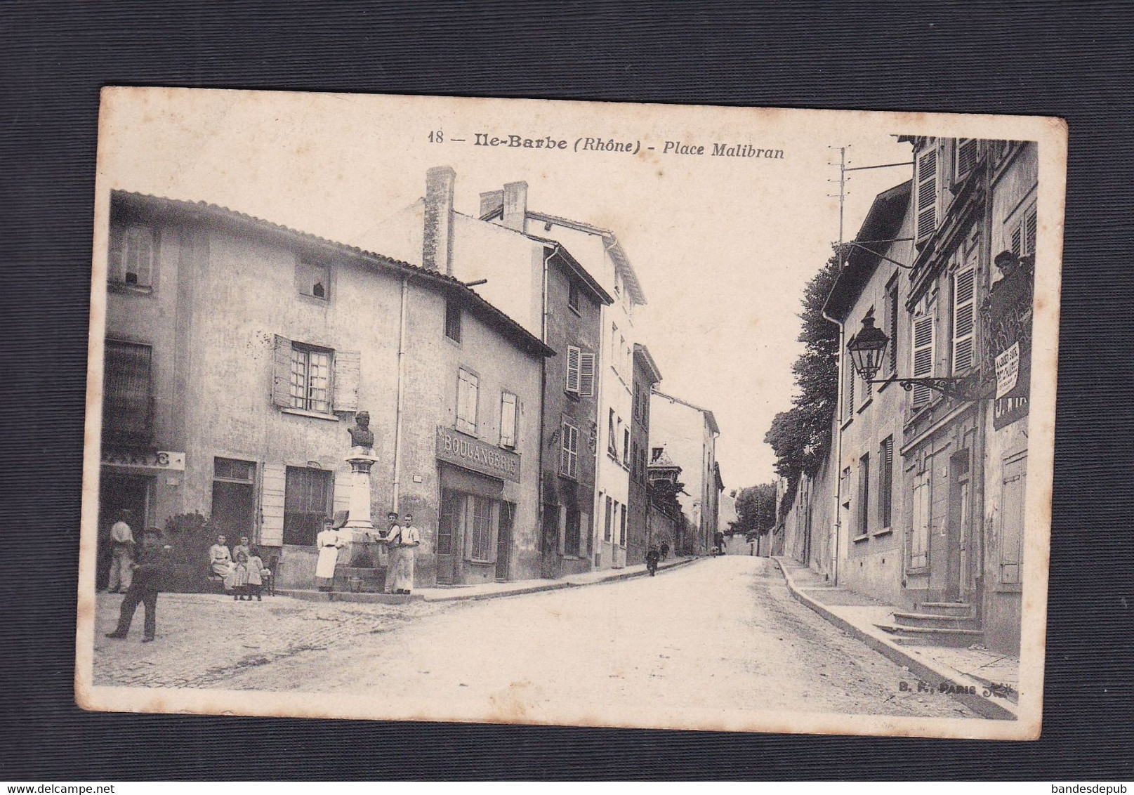 Vente immediate Lyon 9 St saint Rambert Ile Barbe (69) Place Malibran ( animée boulangerie   52775)