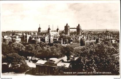London Tower of London and Tower Bridge