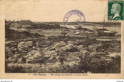 ILES DE LA MANCHE  ILES CHAUSEY mouillage des yachts
