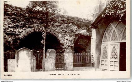 51632978 - Leicester