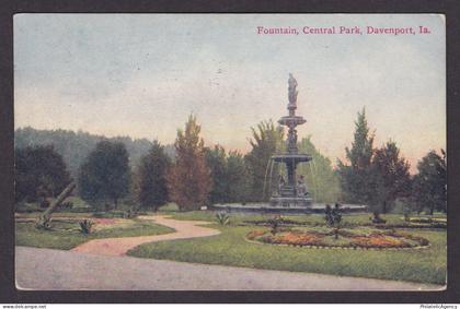 Vintage postcard USA Davenport IA Iowa Fountain Central Park Vander Veer View